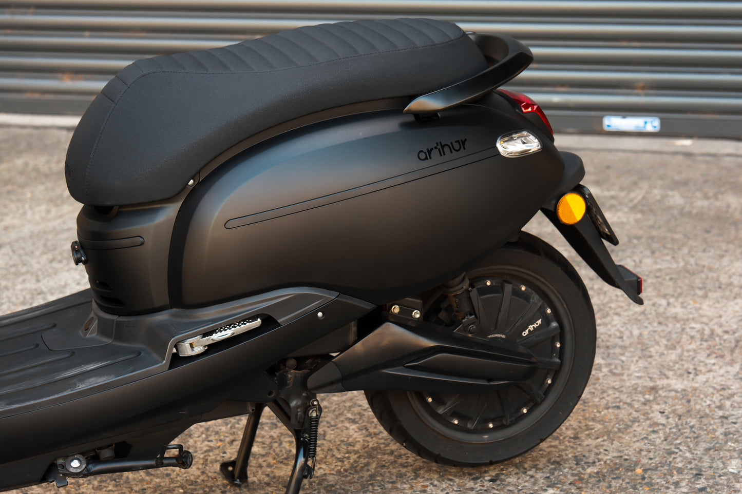MY21 Arthur 2, Matte Black