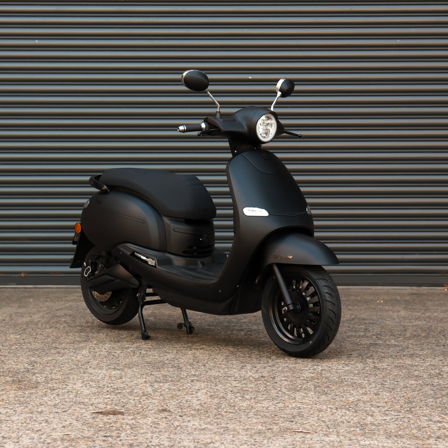 MY21 Arthur 2, Matte Black